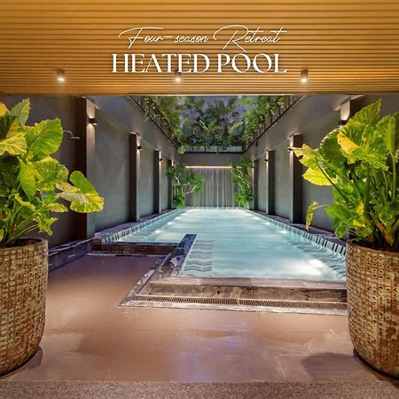 La Siesta Classic Hang Thung 河内 外观 照片 The heated pool at the hotel